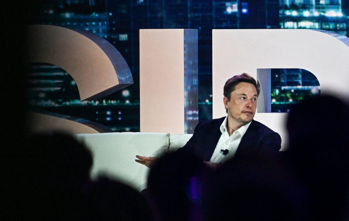 Musk Warns There’s a Chance AI ‘Goes Wrong and Destroys Humanity’  at george magazine