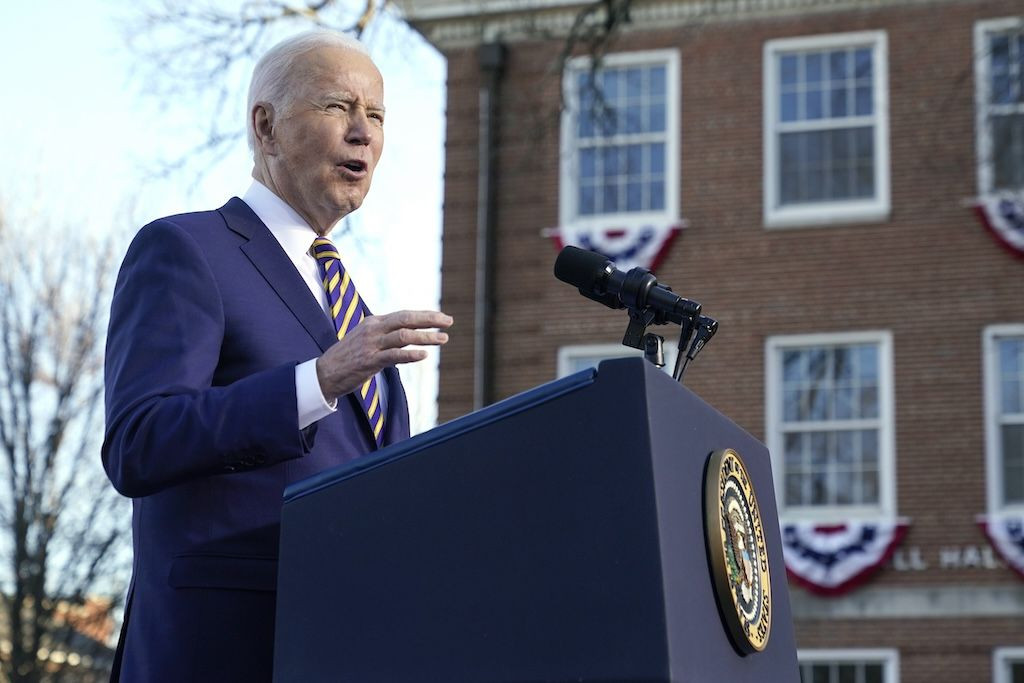 WATCH LIVE: Joe Biden delivers commencement address at Morehouse College graduation  at george magazine