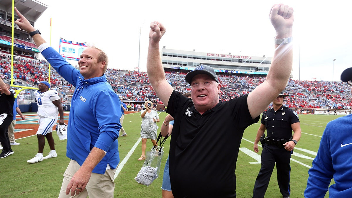 Unranked Kentucky upsets No. 6 Ole Miss after kicker misses potential game-tying field goal  at george magazine