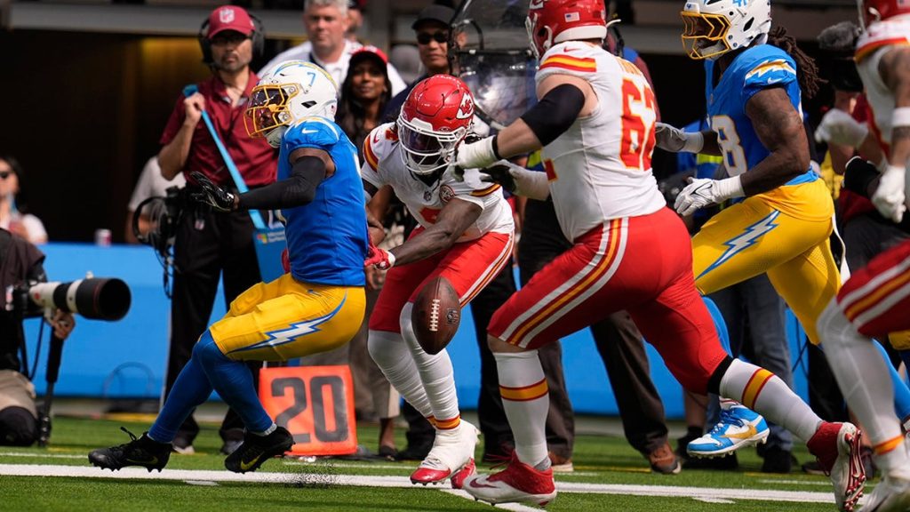 Chiefs fear Rashee Rice has torn ACL after collision with Patrick Mahomes: reports