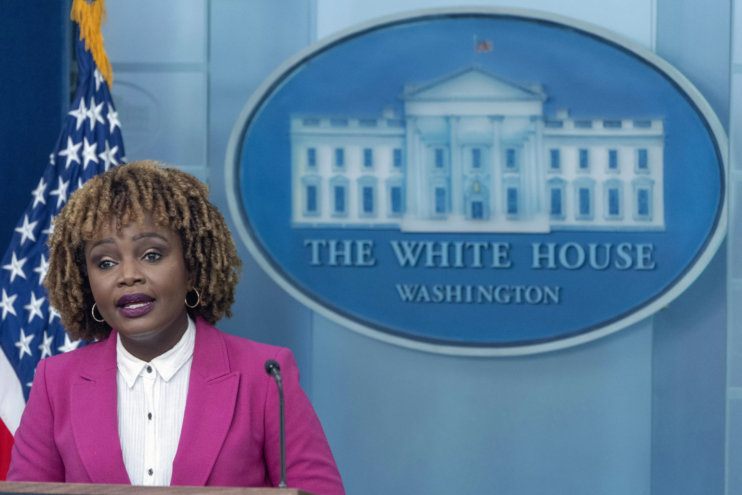 WATCH LIVE: White House holds press briefing in final days of presidential race  at george magazine