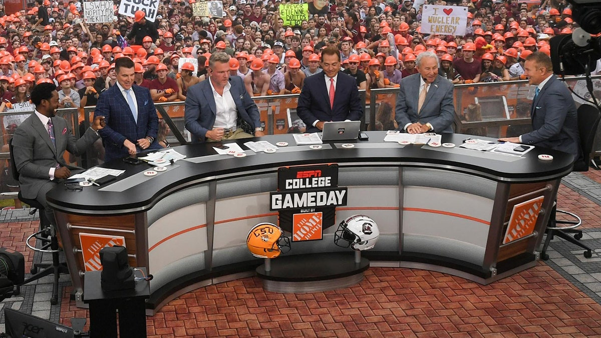 Cal fans break through ESPN's 'College GameDay' barricades ahead of Miami showdown  at george magazine