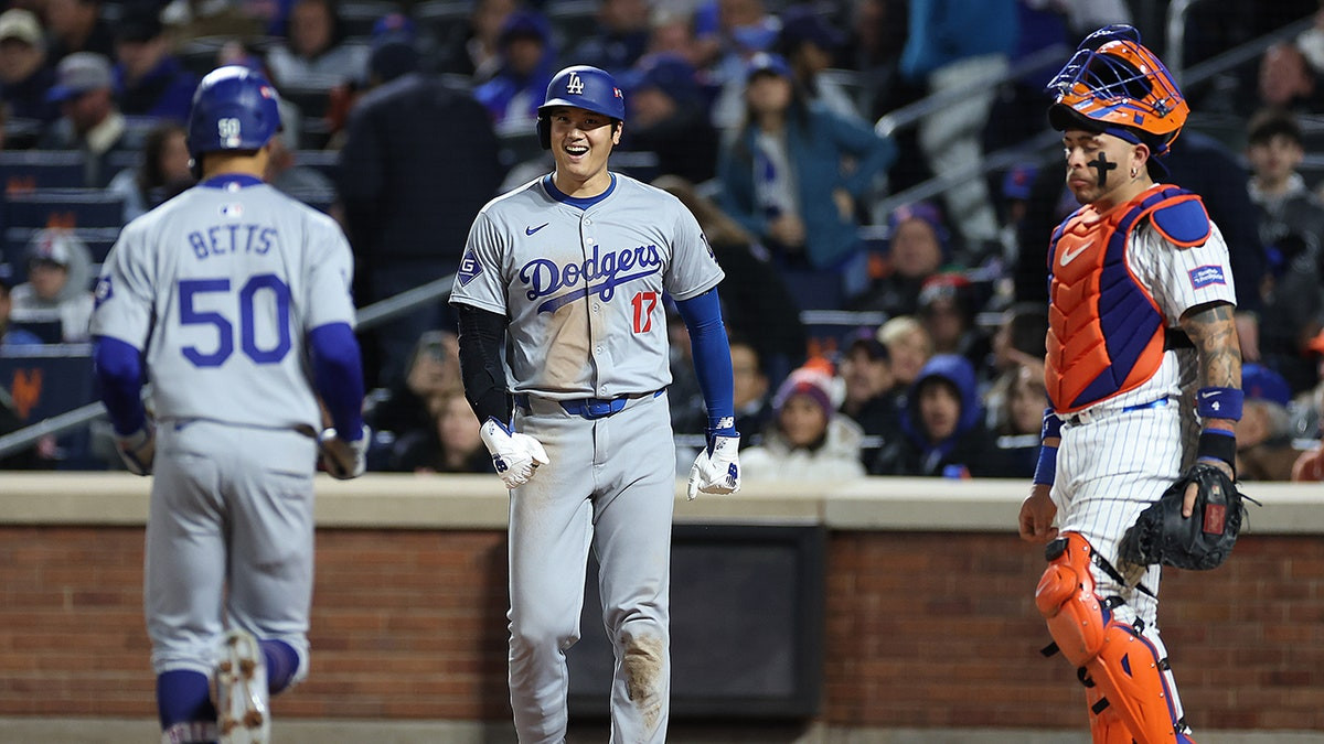 Dodgers dominate Mets again, take commanding 3-1 lead in NLCS  at george magazine