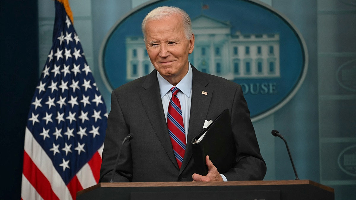 White House reporters ask zero questions about Hurricane Helene in surprise opportunity to press Biden  at george magazine