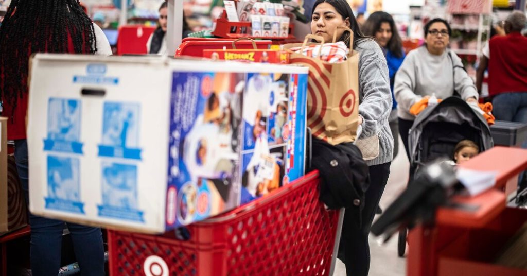 With Discounts on Offer, Shoppers Began to Bite