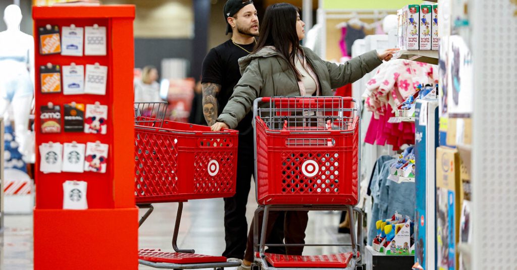 Holiday Shopping Season Separates Winning Retailers From Losers