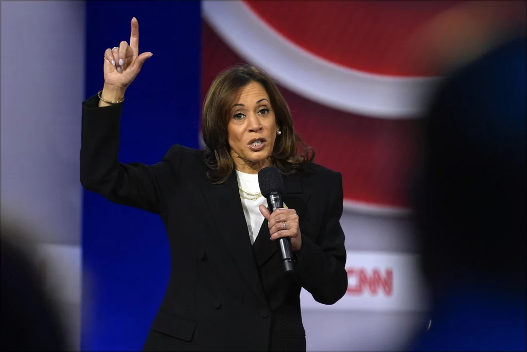 Reporter’s Notebook: Kamala Harris, her final strategy, and the Trump referendum