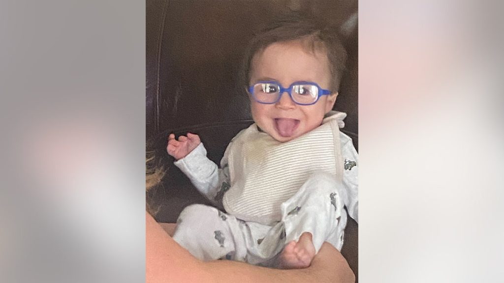 Baby’s adorable reaction to his new glasses attracts worldwide attention: ‘Melts hearts’