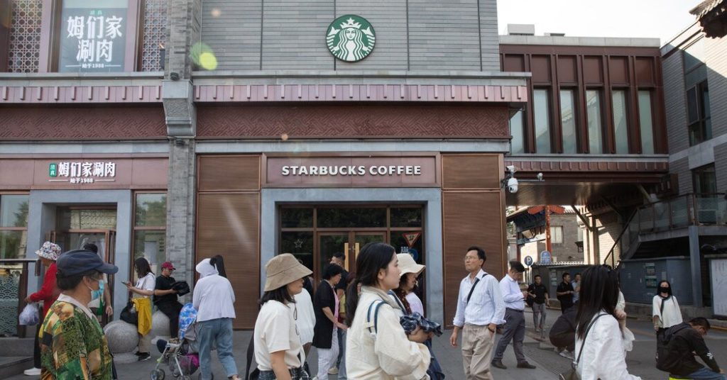 Starbucks’ China Problem: Coffee Drinkers Want More for Less