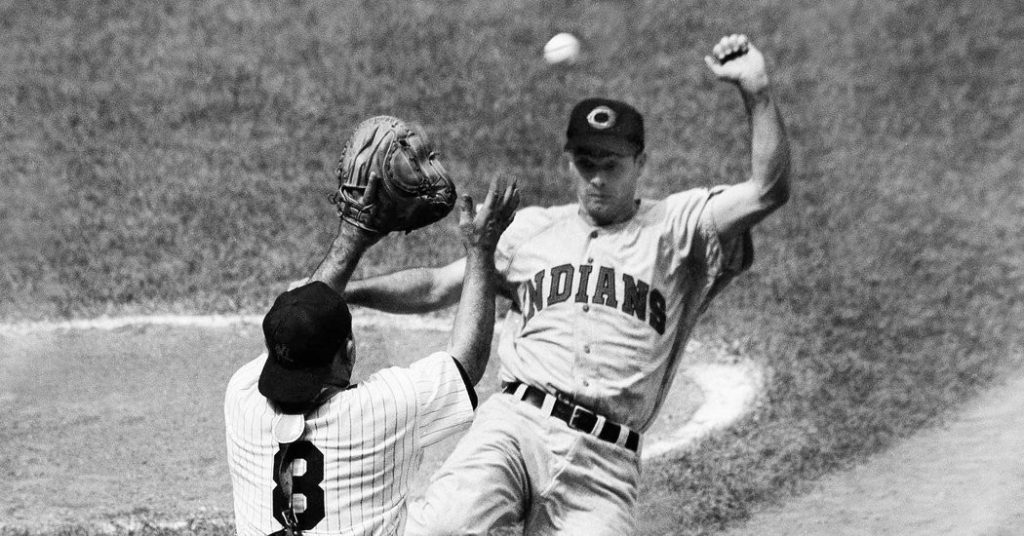 Rocky Colavito, All-Star Slugger for Cleveland, Dies at 91