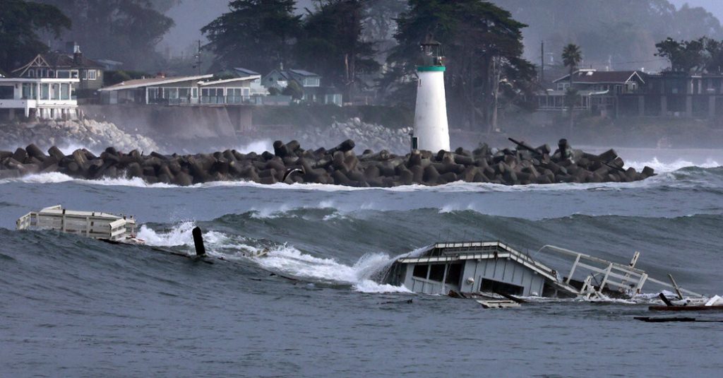 Avoid California Beaches Because of Dangerous Waves, Officials Warn