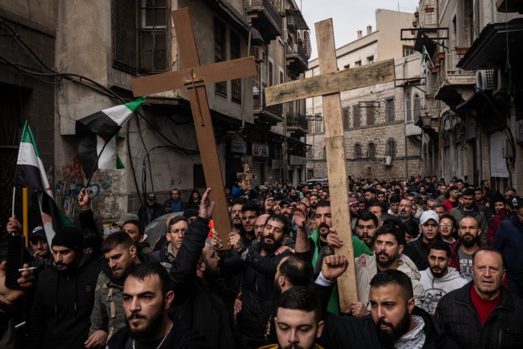 Syrians in Christian Neighborhoods Protest After Christmas Tree Is Burned