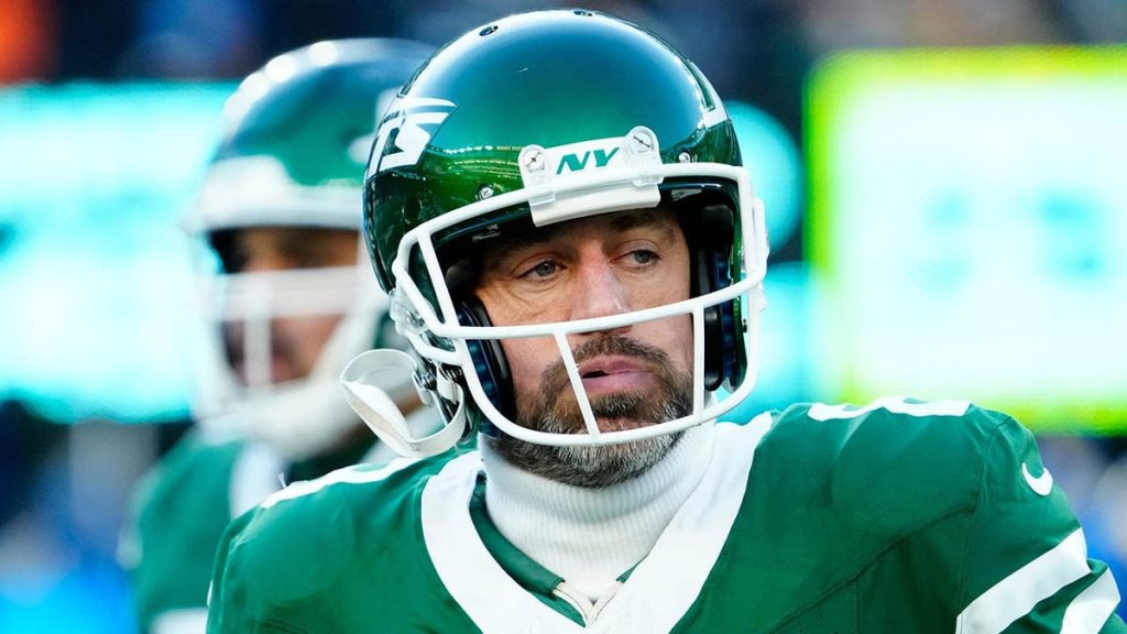 Jets’ Aaron Rodgers reveals he has a girlfriend after mentioning exes in docuseries