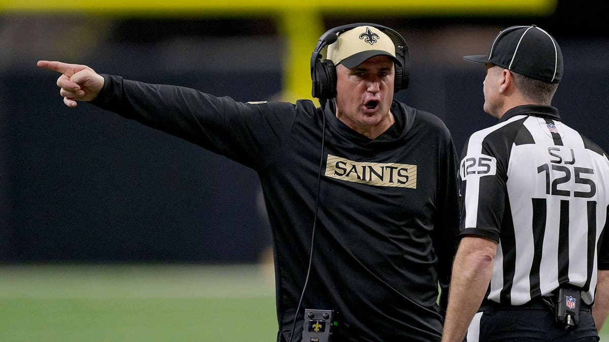 Saints coach Darren Rizzi unleashes wrath on punter after play vs Giants  at george magazine