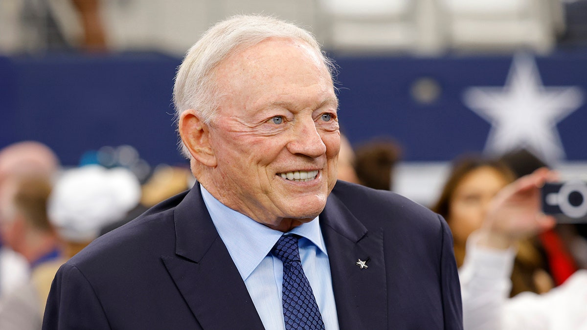 Cowboys owner Jerry Jones lobbies for NFL Christmas Day games to continue on annual basis  at george magazine