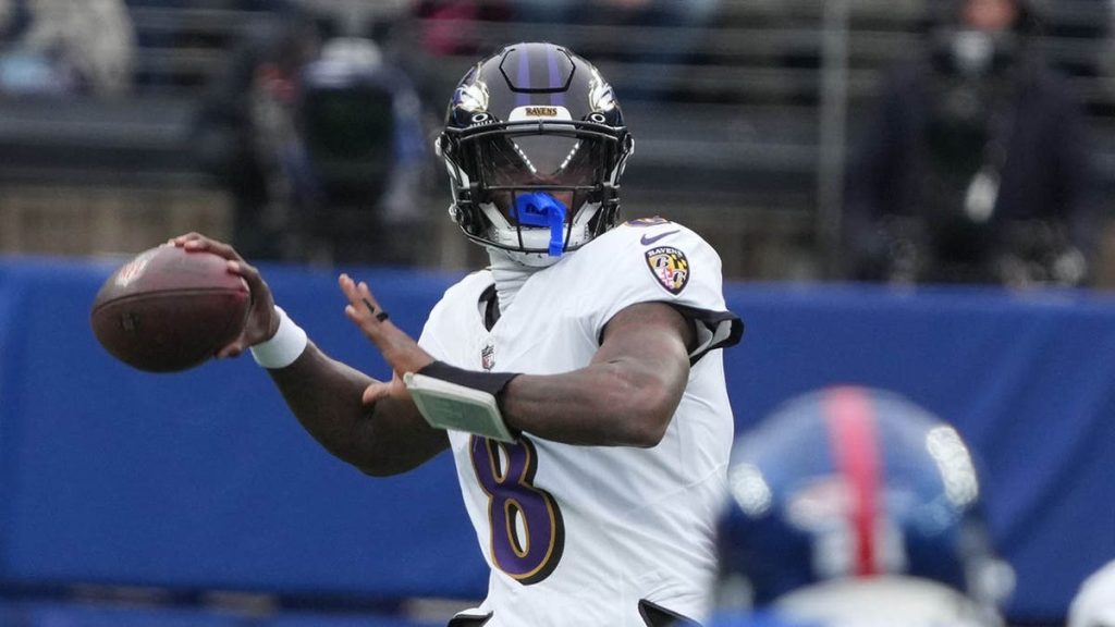 Ravens star Lamar Jackson launches 5 touchdowns to destroy Giants