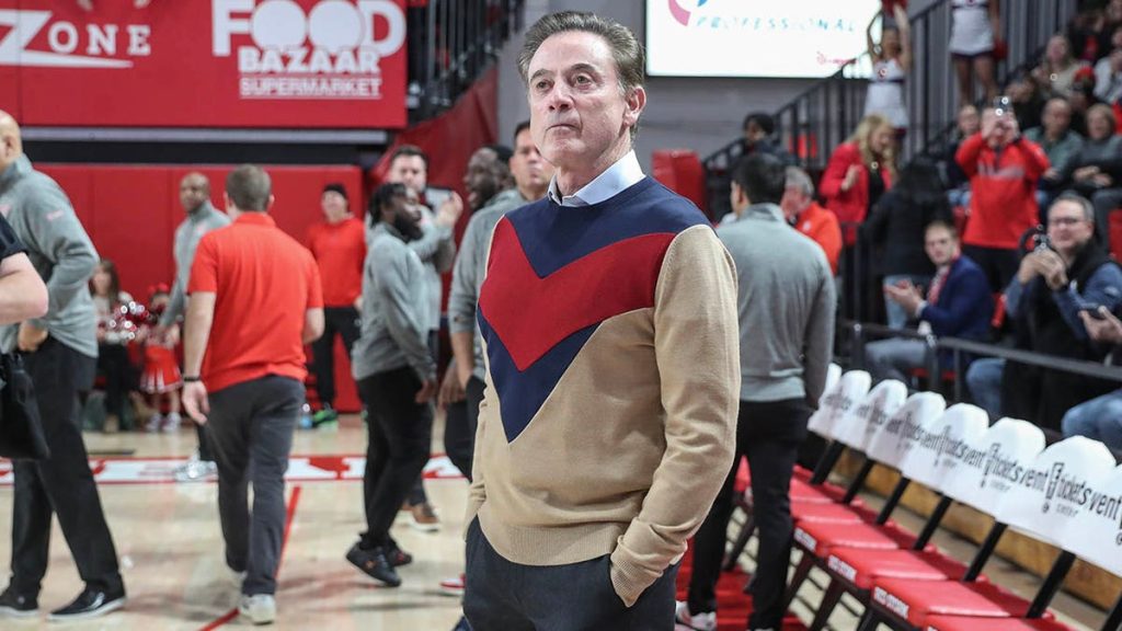 St John’s coach Rick Pitino pays homage to late school legend Lou Carnesecca with vintage look