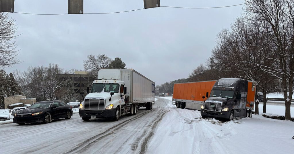 Snow and Ice Pound the South, Snarling Travel