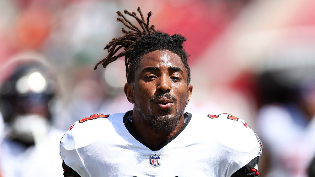 Bucs' Jordan Whitehead involved in auto accident while driving to practice facility  at george magazine