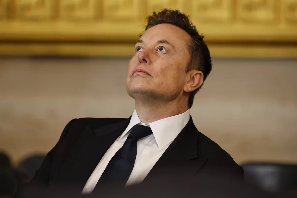 Thousands endorse symbolic petition to revoke Musk’s Canadian citizenship over work with Trump