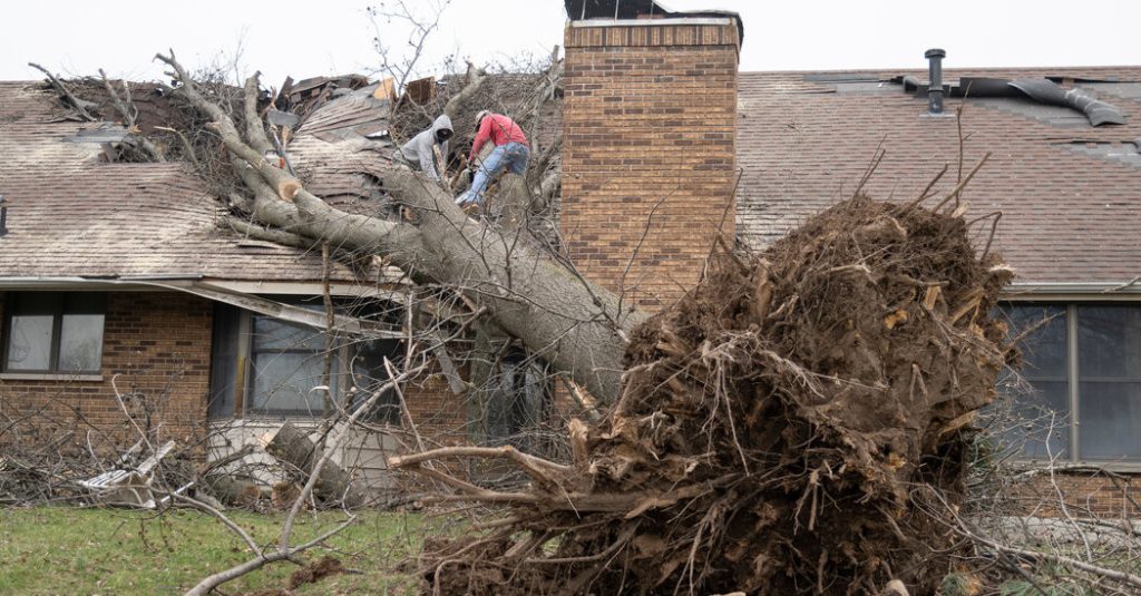 Storm Risk Shifts to East Coast