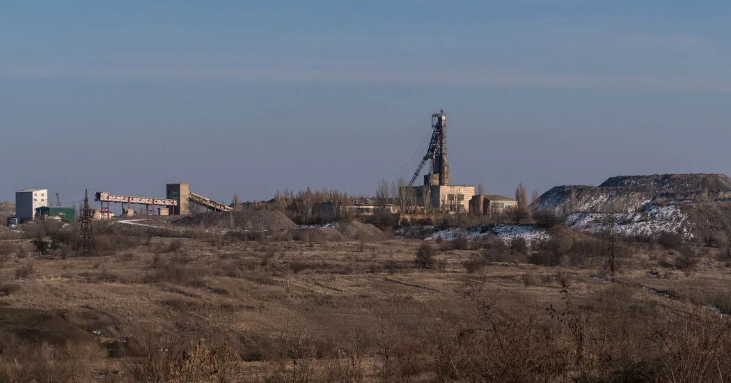 Ukraine and U.S. Sign Deal on Proceeds From Rare Earth Minerals  at george magazine
