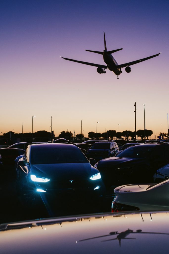 At LAX, Uber Drivers Wait. And Wait. And Wait.