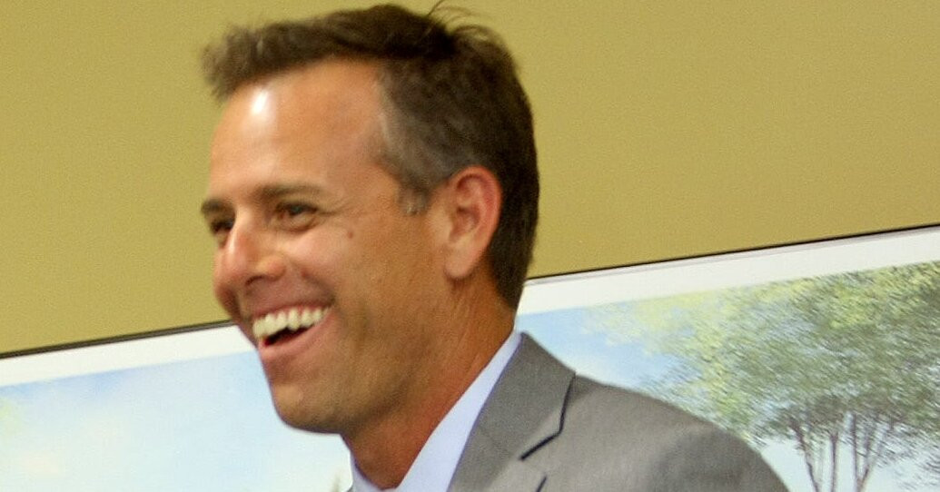 Trump Pardoned Tax Cheat After Mother Attended $1 Million Dinner  at george magazine