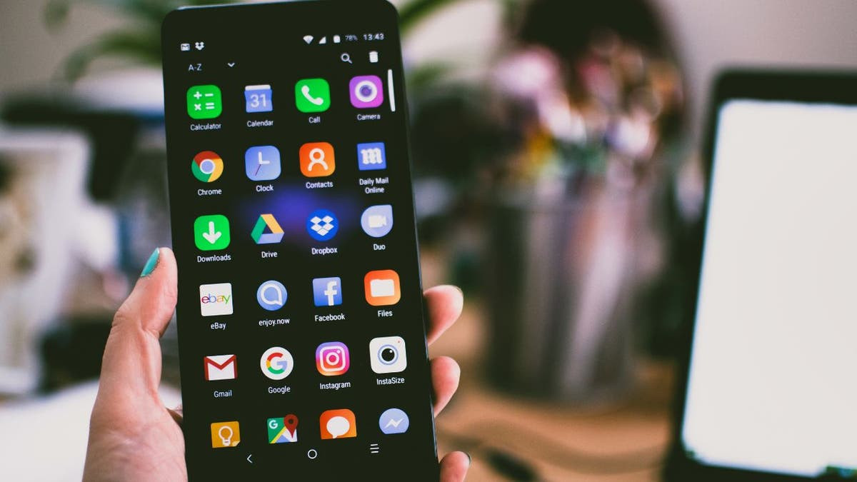 Clean up your phone: Speed, storage and privacy boost in minutes  at george magazine
