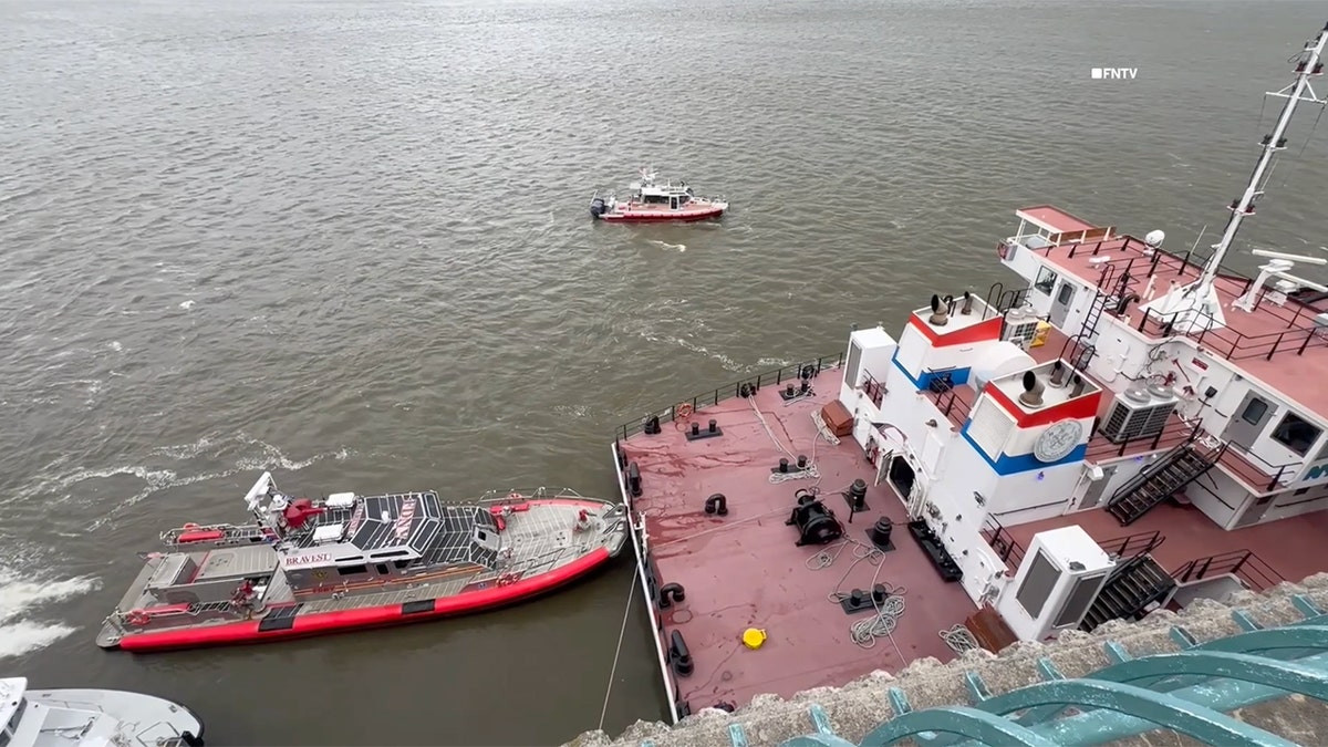 NYC sewage boat explosion in Hudson River kills 1 city worker, injures 2 others  at george magazine