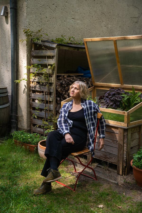In a Berlin Neighborhood Built for Nazis, Darkness Lingers  at george magazine