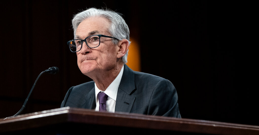 Fed ‘Well Positioned’ to Wait on Rate Cuts Even as Economic Risks Rise, Minutes Show  at george magazine