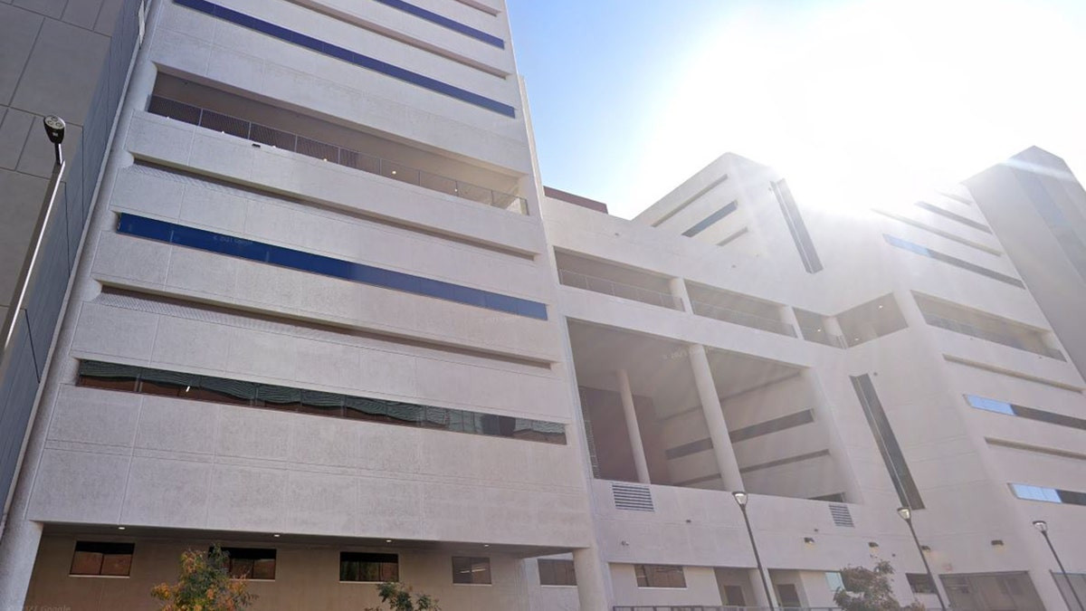 7 members of South American theft group arrested for Phoenix burglaries  at george magazine