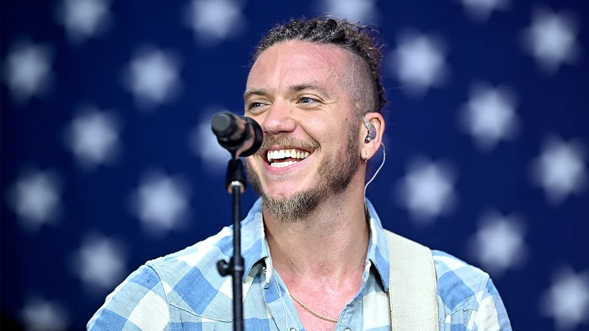Elementary school backs down after telling Christian students they couldn't sing worship songs at talent show  at george magazine