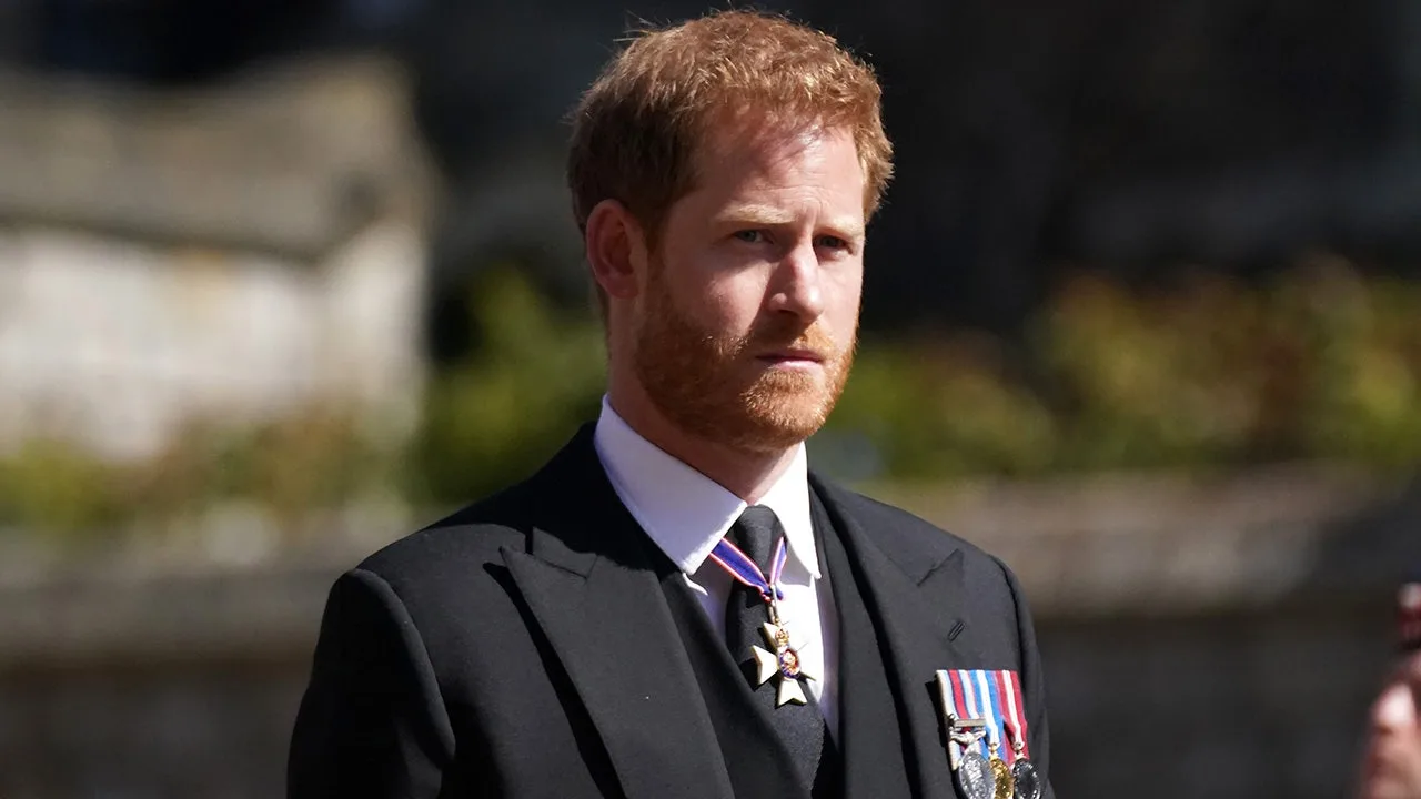 Prince Harry wants to reconcile with royal family: 'I don’t know how much longer my father has'  at george magazine
