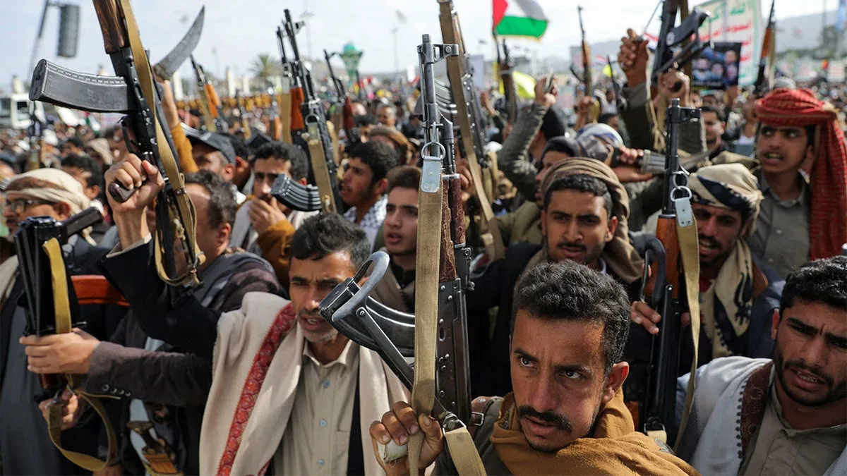 Israel calls to evacuate Yemen airport amid fight with Houthis  at george magazine