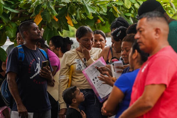 Trapped and Hungry in Mexico, Migrants Struggle to Return Home  at george magazine