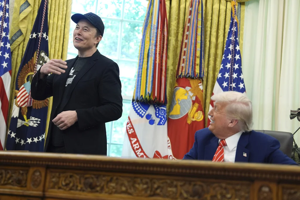 Musk dodges questions about drug use after New York Times report  at george magazine