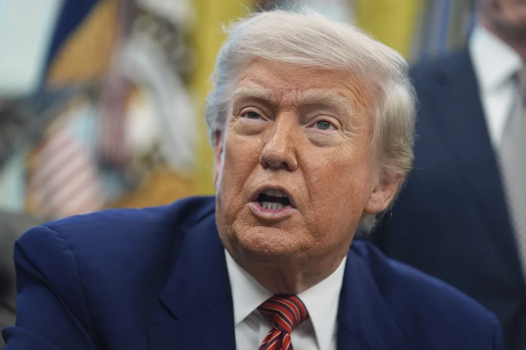Biden gave Trump the ‘green light’ for pardon blitz, allies say  at george magazine