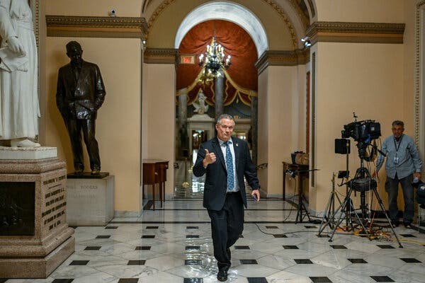 Breaking With Trump, Bacon Says He Won’t Follow His Party ‘Off the Cliff’