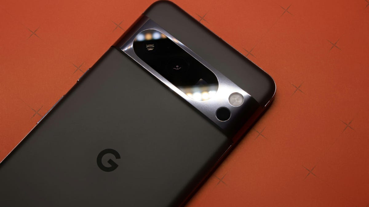 Android malware poses as fake contacts to steal your personal data  at george magazine