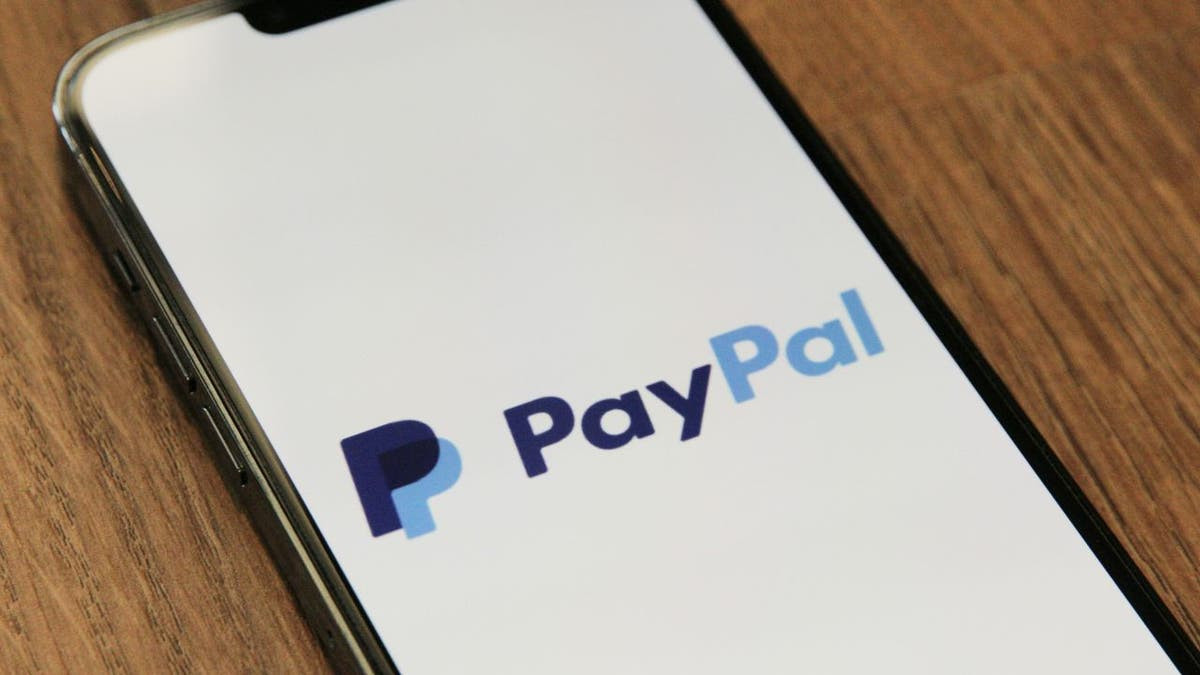New PayPal scam uses real emails to trick you  at george magazine