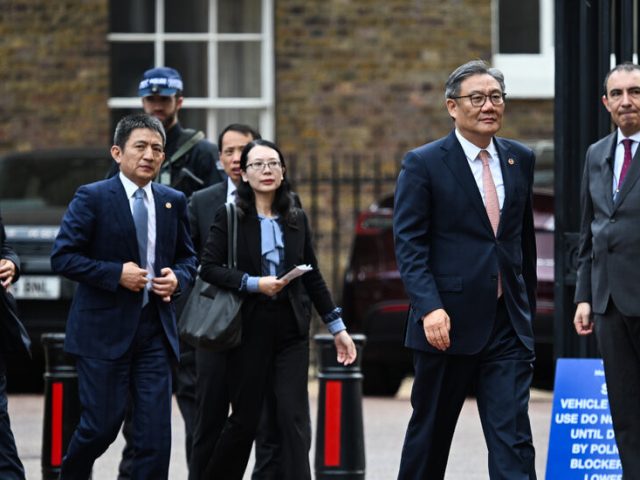 The Art of the Stall: China’s Strategy for Dealing With Trump