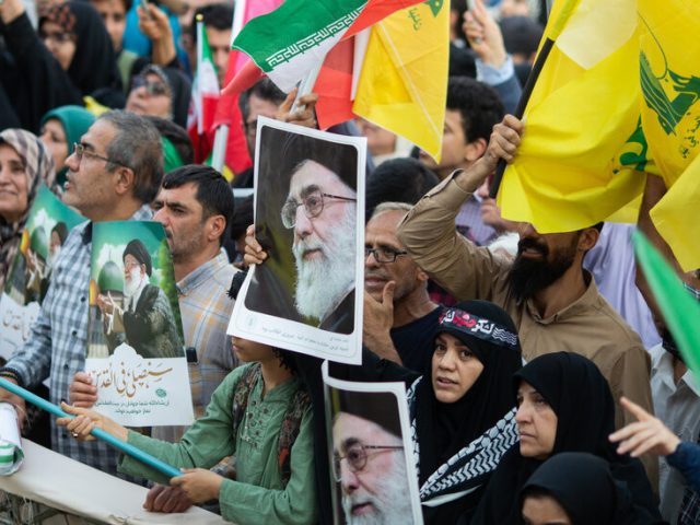 Israel’s Attack in Iran Echoes Its Strategy Against Hezbollah