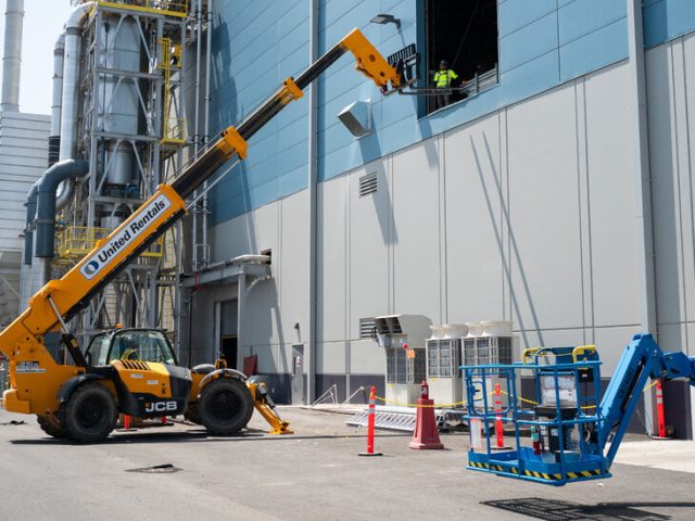 Trump’s Trade and Tax Policies Start to Stall U.S. Battery Boom