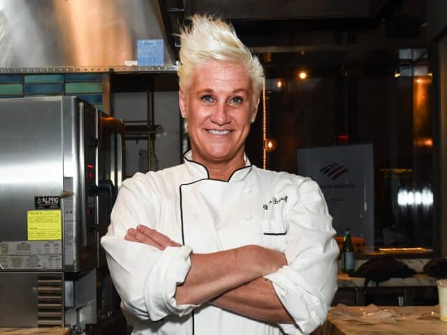 Anne Burrell, Chef and Food Network Star, Dies at 55