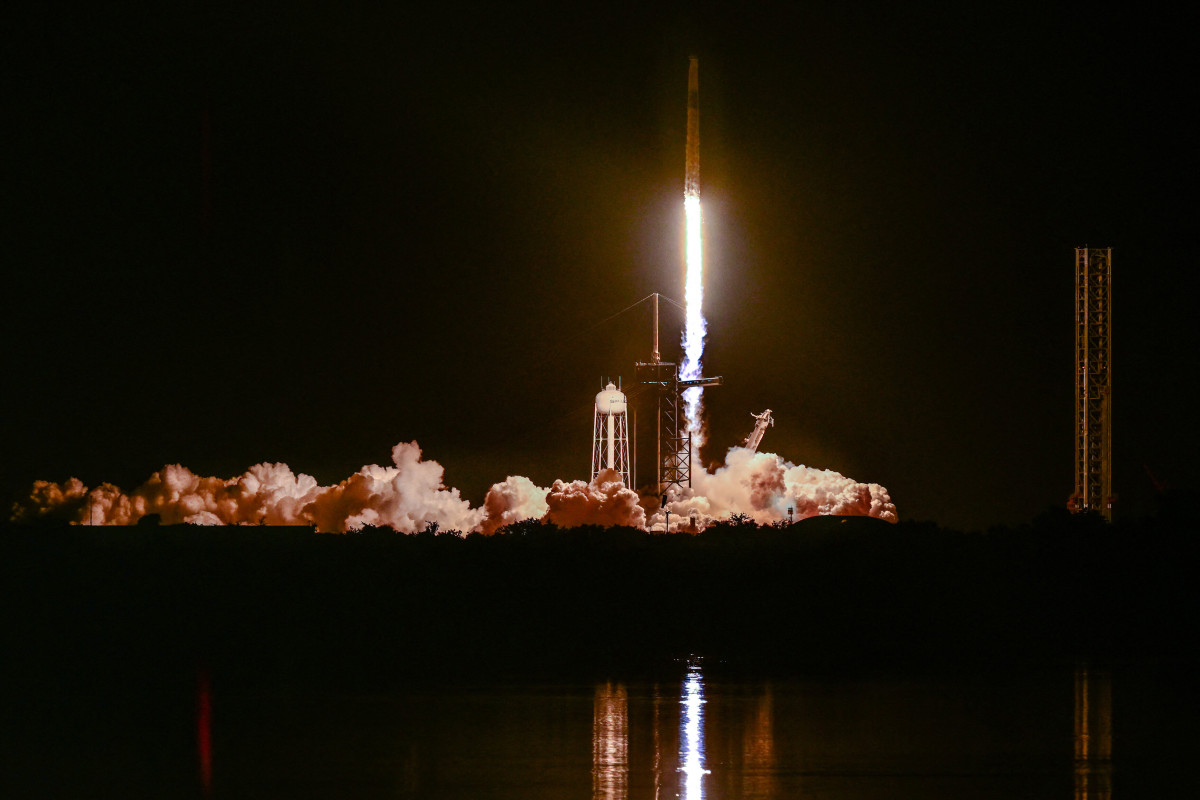 Four Astronauts Lift Off on Axiom Mission to the I.S.S.  at george magazine
