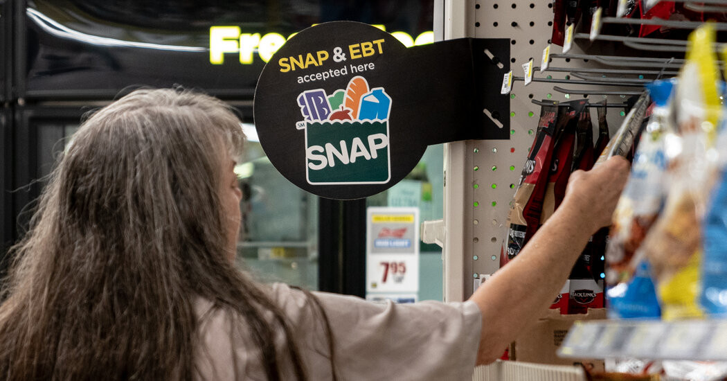 Senate Republicans Reprise Push to Pay for Tax Cuts by Slashing Food Stamps  at george magazine
