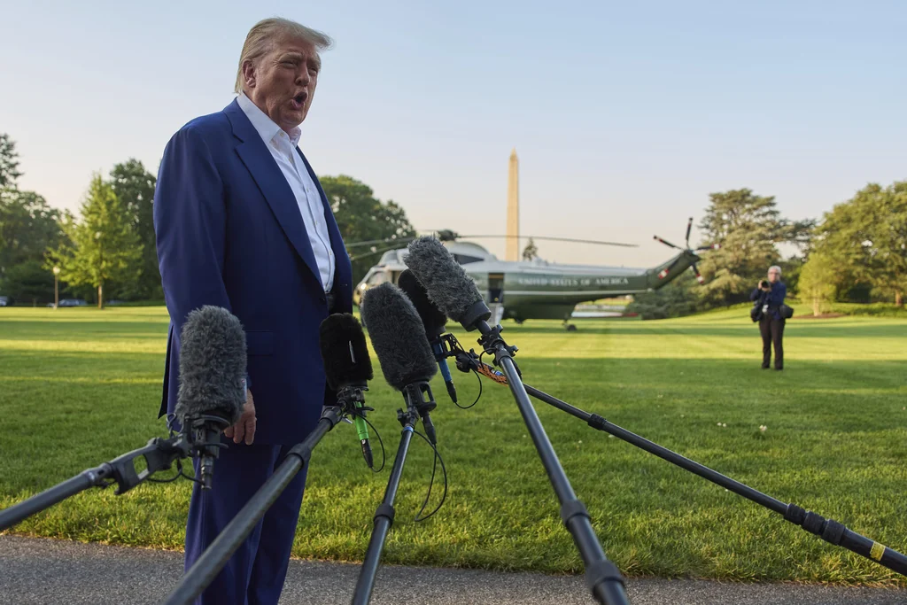 Trump blames Biden for Iranian ‘super cells’ allowed into the US  at george magazine