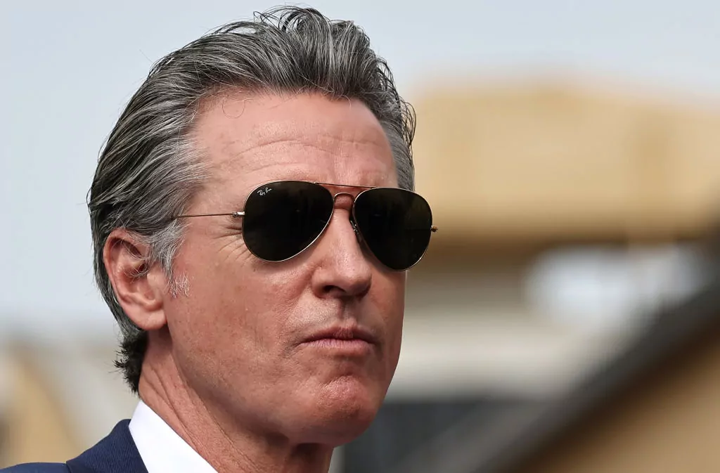 Democrats strain for nuance in defending Los Angeles protesters  at george magazine